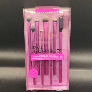 Real Techniques Everyday Eye Essentials Set Makeup Brush Kit - 8pc